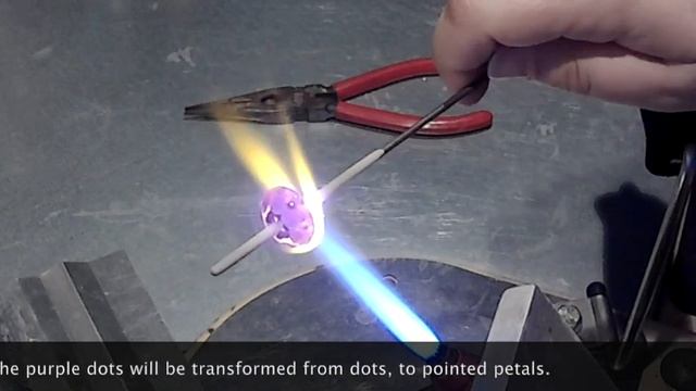 Clematis Flower Bead- Lampwork Glass Tutorial by Anna MIller смотреть онлайн