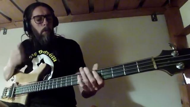 METROPOLIS - LEMMY BASS RIFF & LYRICS - MOTORHEAD COVER