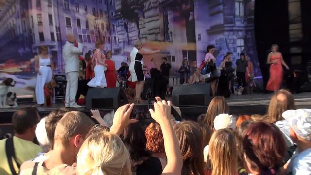 "Black Russian Terrier in the Small City" ( Riga City Festival 2013) смотреть онлайн