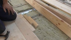 Приспособа для перетяжки полов.