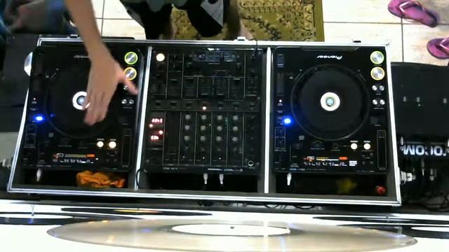 UNderground - BY DJ CAIO GARCIA смотреть онлайн