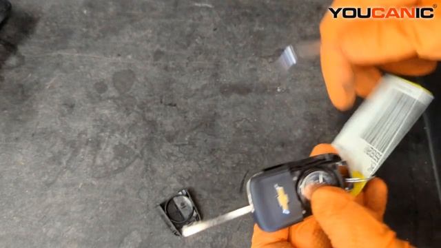 2008-2016 Chevrolet Cruze - Key Fob Battery Replacement