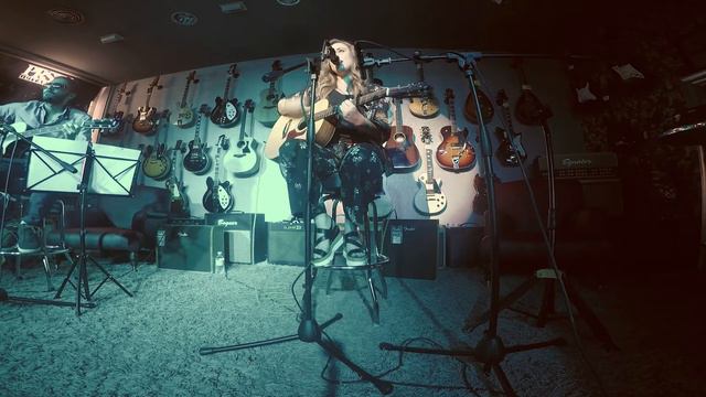 Marina Map - Circling my mind (Leturiaga EN VIVO) смотреть онлайн