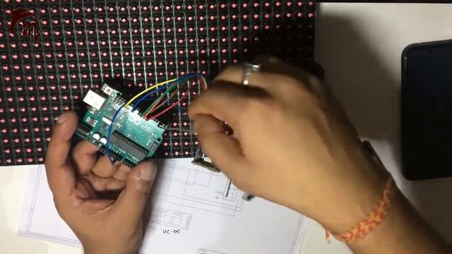 Wireless notice board using Arduino UNO and Bluetooth смотреть онлайн