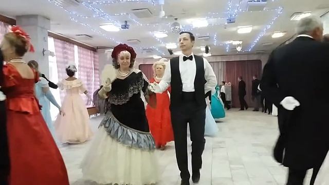 "ГРОМ ПОБЕДЫ, РАЗДАВАЙСЯ!" ПОЛОНЕЗ - ОТКРЫТИЕ БАЛА смотреть онлайн