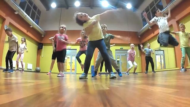 Секция Hip-Hop 6+. Детский клуб СмайлПарк. Чертаново смотреть онлайн