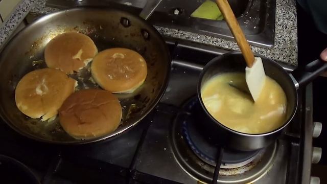 ОМЛЕТБУРГЕР! Кто устоит перед таким бургером? Бургер из яйца. смотреть онлайн