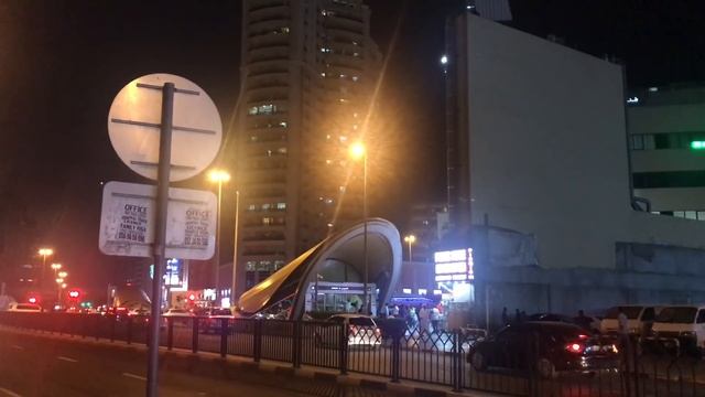 Настоящий Дубай. Как живут в ОАЭ ОБЫЧНЫЕ люди, в том числе иммигранты смотреть онлайн