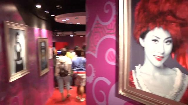 Гонгонг..музей Мадам Тюссо.. смотреть онлайн