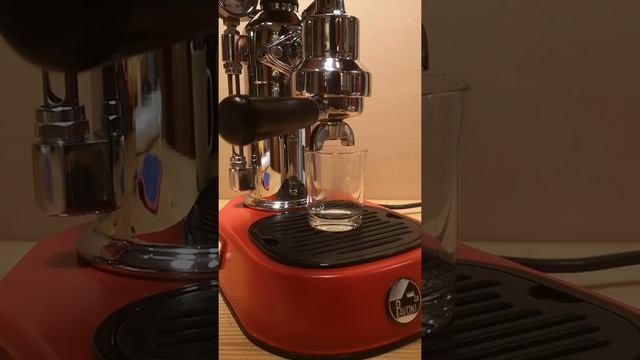La Pavoni Europiccola, clip for Katya смотреть онлайн