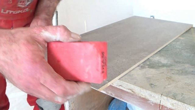 С каких стен надо начинать укладку плитки в ванной? Как я это делаю. смотреть онлайн