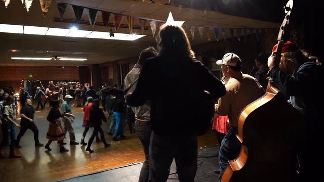 "Patrick County Blues" performed by Have More Fun Stringband смотреть онлайн