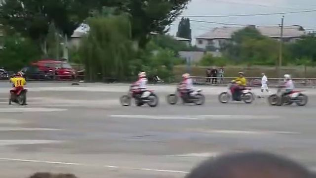 Енакиево Мотобол смотреть онлайн