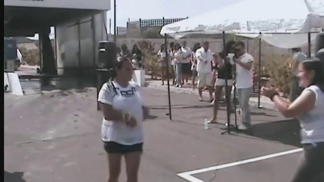 Две толстушки смотреть онлайн