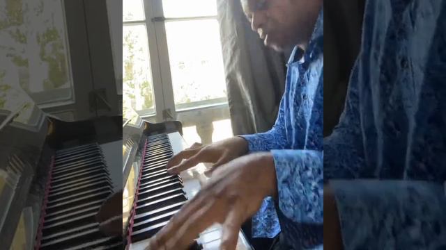 ALT TAKE - ELEW plays “JAWS “ and “Jamaica Funk “ смотреть онлайн