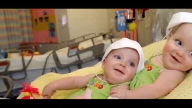Когда врачи сделали кесарево сечение и увидели малыша — они не поверили собственным глазам! смотреть онлайн