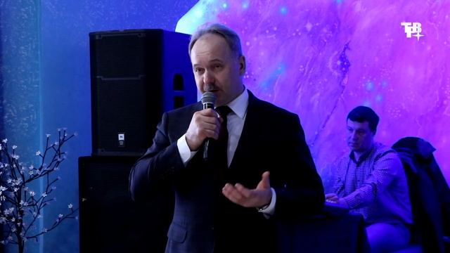 Букет из розовых роз смотреть онлайн