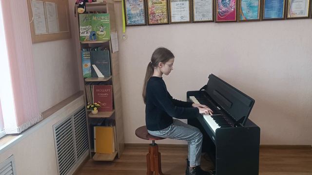 Шабалтас Дарья А. Гедике "Пьеса"ор.6 #5 смотреть онлайн