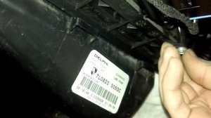 Как заменить салонный фильтр Porsche Cayenne [Порше Кайен]