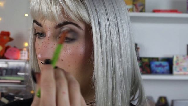 Shroud Cosmetics Multi Palette Bingo смотреть онлайн