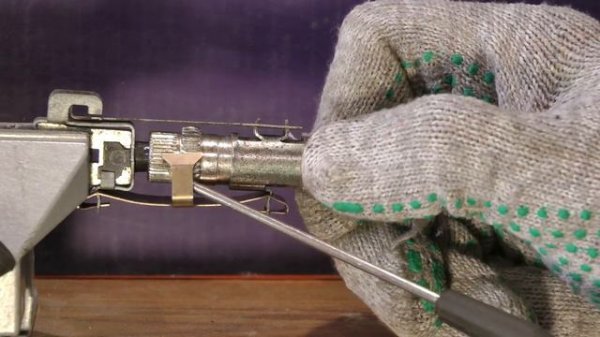 Планка разжимная с механизмом регулировки зазора в сборе - ВЕСТА