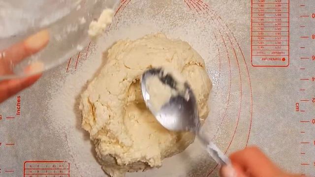 ?ТВОРОЖНЫЕ БУЛОЧКИ КАК ПУХ | Просто Быстро. Творожное тесто за 5 минут.✅ Включите субтитры смотреть онлайн