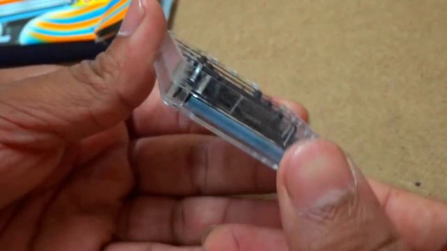 Gillette Vector 3 Manual Shaving Razor Review & Cartridge - 6s Pack смотреть онлайн