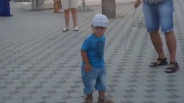 ARTEM REUTOV I ARMANCHIK... смотреть онлайн
