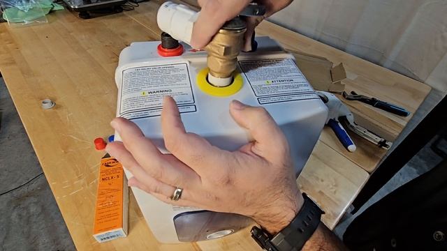 Thermomate 1.3G Mini Water Heater Install! ES150B смотреть онлайн