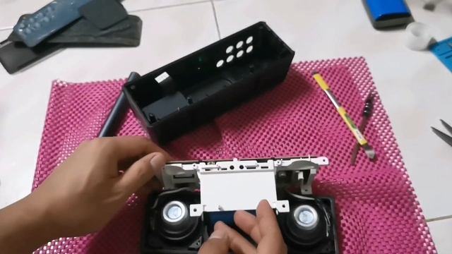 EP.46 เปลี่ยนแบตเตอรี่ ลำโพงบลูทูธ SONY SRS-XB3 ของเดิม 4200 mAh เป็น 6500 mAh смотреть онлайн