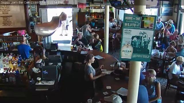 Смотреть веб-камеру Бар Sloppy Joe's смотреть онлайн