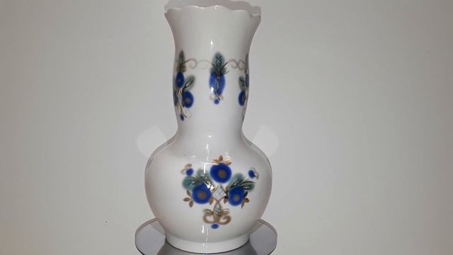Вазочка-ваза-фарфор-Полонне-ссср-барахолка-распродажа-луганск-baraholka-rasprodaga-lugansk смотреть онлайн