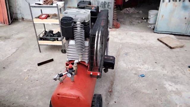 motocompressore a scoppio per sabbiare tranquillamente 1.ooo litri di portata aria al minuto смотреть онлайн