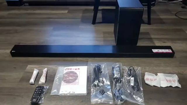 LG SJ8 Soundbar смотреть онлайн