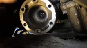 Снятие и установка полуоси Мерседес Вито-638.