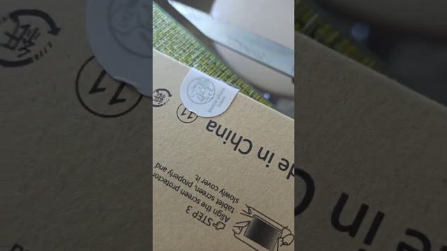 защитное стекло для планшета (разбилось!!!)