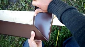 Памятка как запилить угол отлива цоколя.