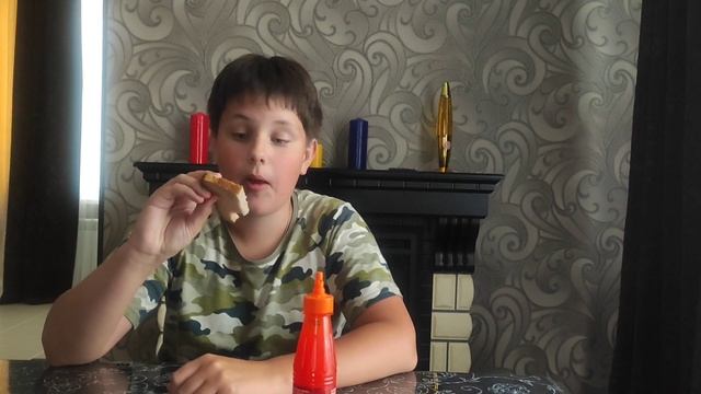 АЛЕКСЕЙ ПРОБУЕТ КАВКАЗСКИЙ ОСОБО ОСТРЫЙ СОУС!!! смотреть онлайн