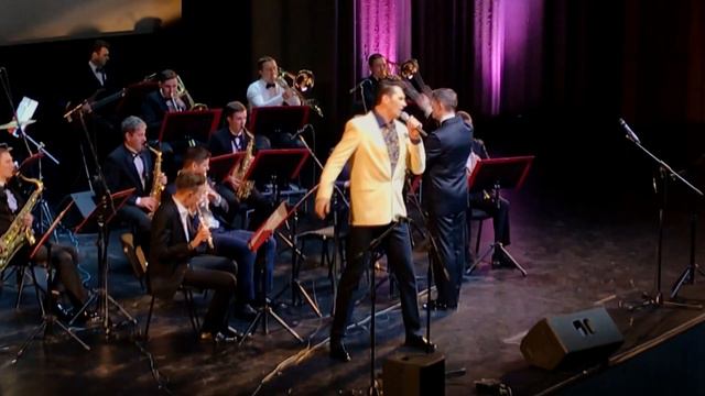 Виталий Татаринов - Вот так она любит меня смотреть онлайн