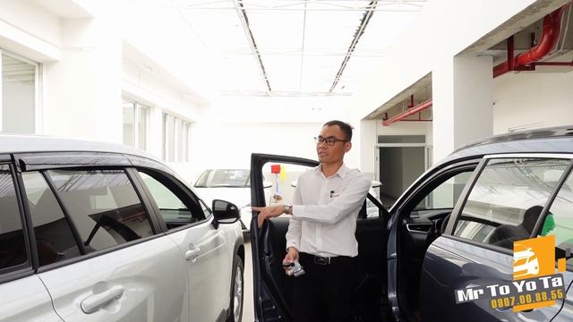 Toyota Corolla Cross 1.8V và 1.8G Chênh Nhau 100 Triệu, Chọn Mua Bản Nào? | So Sánh Chi Tiết 2 Xe. смотреть онлайн