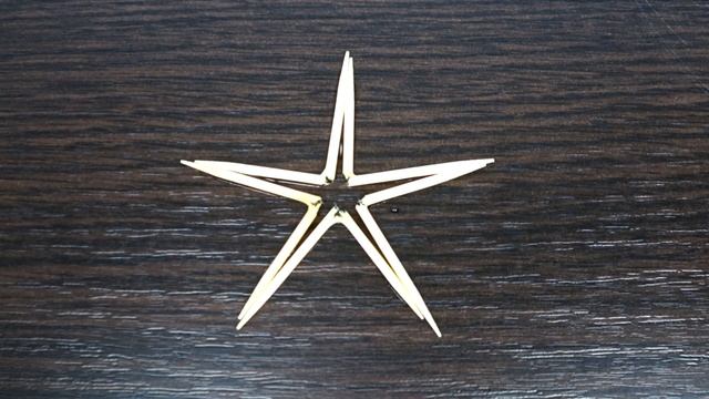 КРУТОЙ ТРЮК С ЗУБОЧИСТКАМИ // ФОКУС С ЗУБОЧИСТКАМИ // ЗВЕЗДА ИЗ ЗУБОЧИСТОК (МАГИЯ) смотреть онлайн