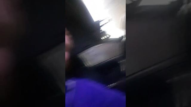 Чуть не сгорел авто. Дым из под руля. смотреть онлайн