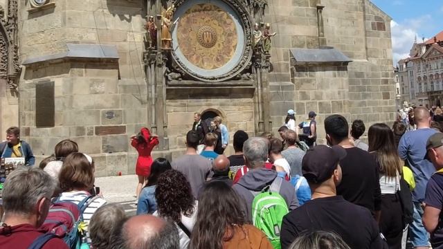 Most IMPRESSIVE city in EUROPE? But you should go to Mělník! (Czechia Motorhome Tour) смотреть онлайн