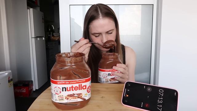 10K CALORIE NUTELLA CHALLENGE смотреть онлайн