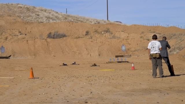 Desert Brutality 2020: Gear Loadout смотреть онлайн