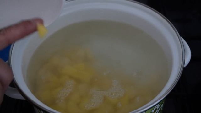 СУП С ФРИКАДЕЛЬКАМИ // БЫСТРО // ВКУСНО // смотреть онлайн