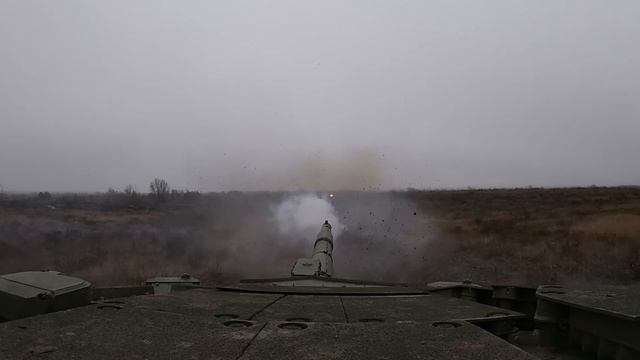 Модернизированный Т-90М «Прорыв» проходит обкатку смотреть онлайн