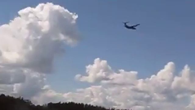 Радиоуправляемый самолет