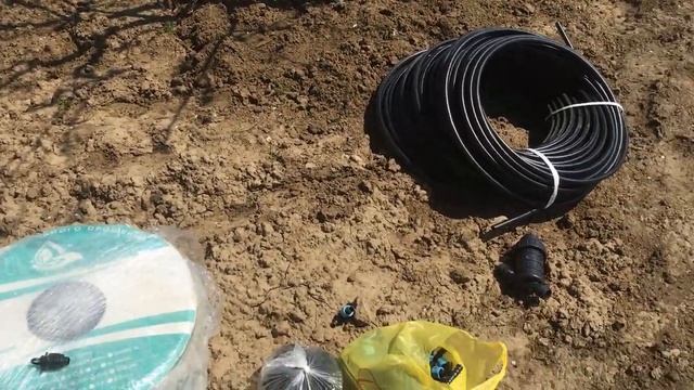 КАПЕЛЬНЫЙ ПОЛИВ НА РЕМОНТАНТНОЙ МАЛИНЕ || Капельный полив монтаж #малина #КАПЕЛЬНЫЙ #ягода смотреть онлайн