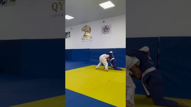 QYRAN спорт клубы, Кандыагаш !???? смотреть онлайн